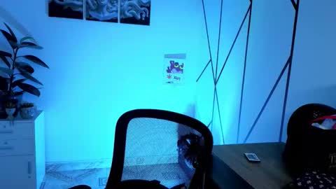 Angel-dragun online show from 10.15.25