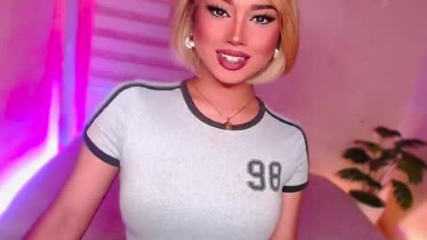 Snapshot of angel_eloaxx chatting on 06.22.26 Angel online show from 06.22.26