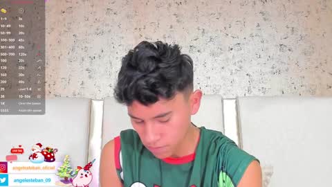 Snapshot of angel_esteban_fx chatting on 12.29.24 ngel Esteban online show from 12.29.24