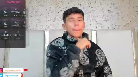 Snapshot of angel_esteban_fx chatting on 02.13.25 ngel Esteban online show from 02.13.25