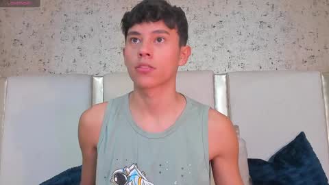 Snapshot of angel_esteban_fx chatting on 03.01.25 ngel Esteban online show from 03.01.25