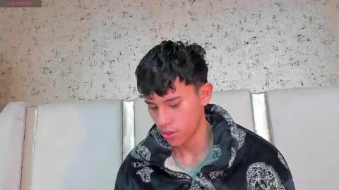 Snapshot of angel_esteban_fx chatting on 03.01.25 ngel Esteban online show from 03.01.25