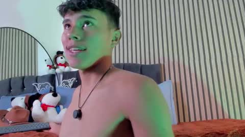 Snapshot of angel_esteban_fx chatting on 02.18.26 ngel Esteban online show from 02.18.26