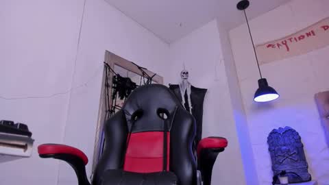 Snapshot of angel_hardy_dl chatting on 10.17.25 angel hardy online show from 10.17.25