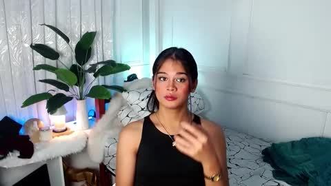 angela online show from 01.30.25