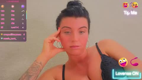 angel_ique online show from 04.10.26