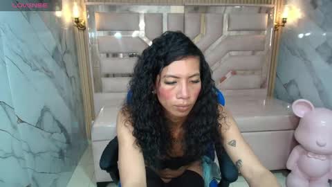 ngel  EVERYDAY from 2145 to 0500am Colombia hour online show from 04.21.26