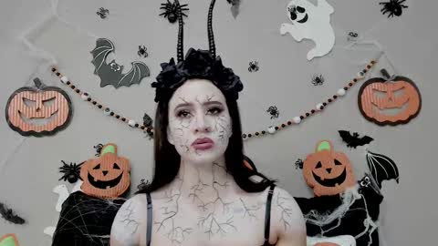 Angel online show from 10.31.25