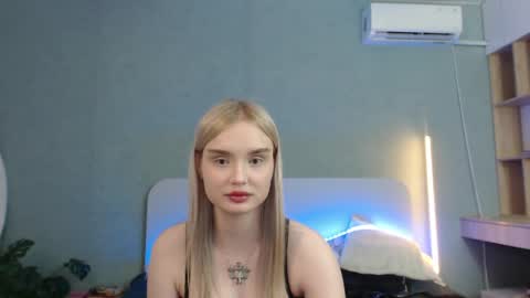 Snapshot of angel_share chatting on 05.26.26 Angela online show from 05.26.26