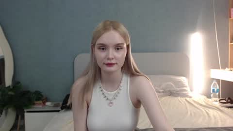 Snapshot of angel_share chatting on 07.08.26 Angela online show from 07.08.26
