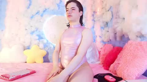 Angel online show from 11.27.25