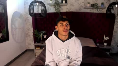 Snapshot of angel_silva_ chatting on 05.02.26 Angel online show from 05.02.26