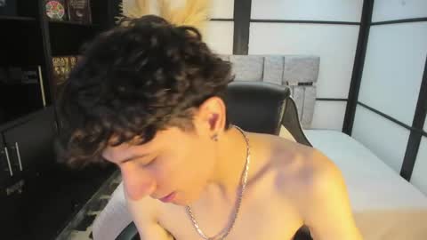 Angel online show from 05.11.26