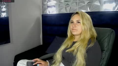 Angel online show from 04.16.26