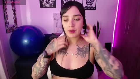 Angela online show from 04.13.26