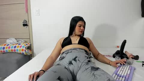 Angela online show from 01.07.25