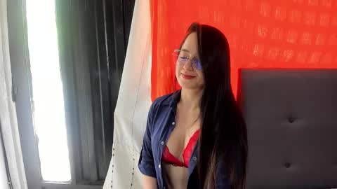 angela_nix online show from 10.24.25