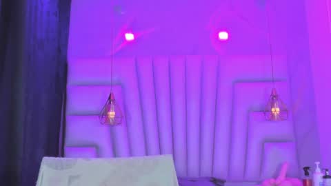 ANGELA online show from 04.09.26