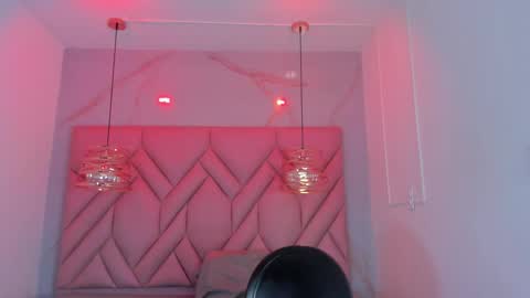 Snapshot of angelaa_cute chatting on 05.23.26 ANGELA online show from 05.23.26