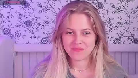 Snapshot of angelanty chatting on 07.19.26 Darsi Anty online show from 07.19.26