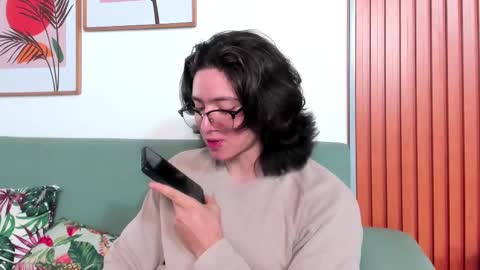 Snapshot of angelbennet_ chatting on 12.30.24 Angel Bennet online show from 12.30.24