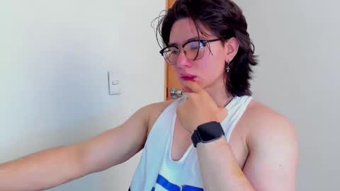 Snapshot of angelbennet_ chatting on 11.16.25 Angel Bennet online show from 11.16.25