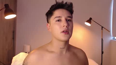 Snapshot of angelcossio chatting on 01.17.26 Angel online show from 01.17.26