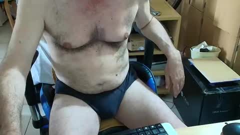 angelgarcia269 online show from 12.20.25