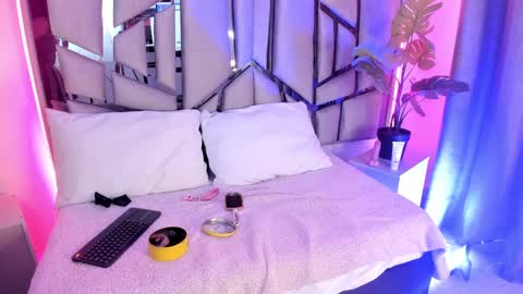 angeli_cute online show from 09.10.25