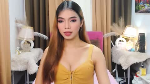 MISS PAU online show from 11.05.25