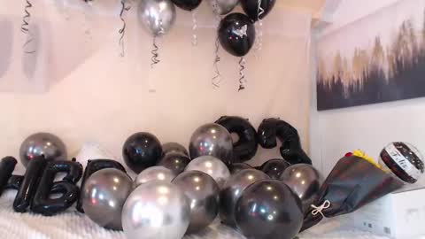 Snapshot of angelica_bss chatting on 03.12.25 Angelica bss online show from 03.12.25