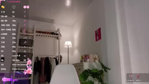 Snapshot of angelica_soft chatting on 11.07.25 U can call me Angel online show from 11.07.25