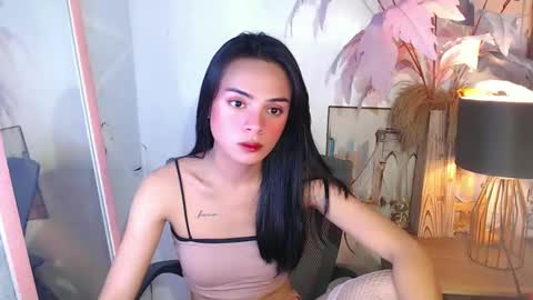 Snapshot of angelickath chatting on 12.11.24 kath online show from 12.11.24