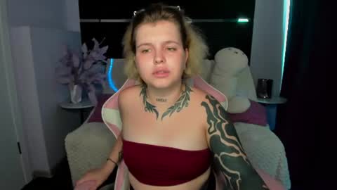 Snapshot of angelina_meaw chatting on 08.03.26 angelina_meaw online show from 08.03.26