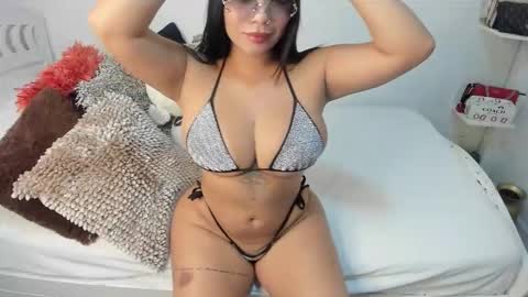 Snapshot of angelinacastro09 chatting on 02.07.26 angeline online show from 02.07.26