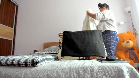 Snapshot of angelinacht chatting on 01.31.25 Angelina online show from 01.31.25