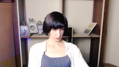 Angelina online show from 10.13.25