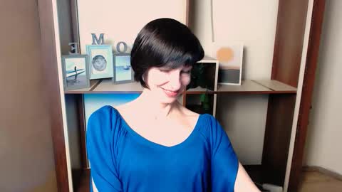 Angelina online show from 12.21.25