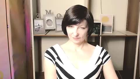 Snapshot of angelinalov_ chatting on 04.30.26 Angelina online show from 04.30.26
