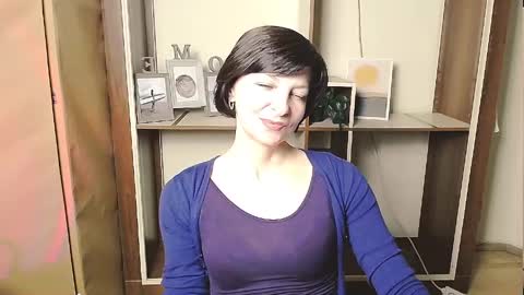 Snapshot of angelinalov_ chatting on 05.04.26 Angelina online show from 05.04.26