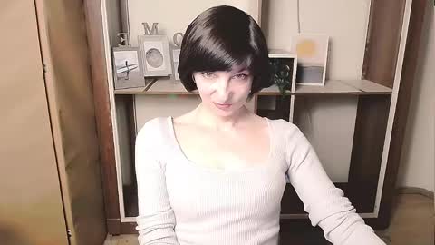 Snapshot of angelinalov_ chatting on 05.05.26 Angelina online show from 05.05.26
