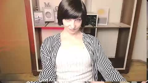 Snapshot of angelinalov_ chatting on 05.08.26 Angelina online show from 05.08.26