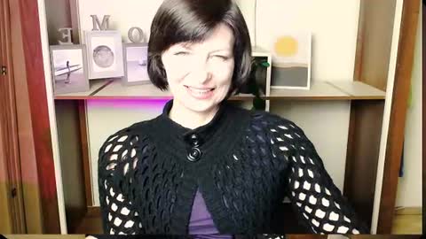 Snapshot of angelinalov_ chatting on 07.11.26 Angelina online show from 07.11.26