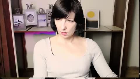 Snapshot of angelinalov_ chatting on 07.20.26 Angelina online show from 07.20.26
