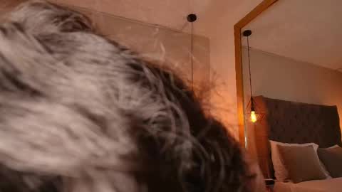   online show from 03.06.25