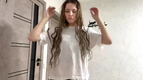 Nika online show from 04.13.26