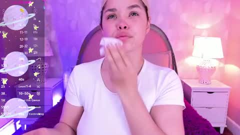 Snapshot of angeline__cute chatting on 07.10.26 angeline online show from 07.10.26