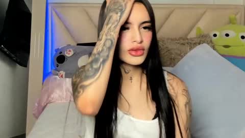 Angeline Smith  online show from 03.07.25