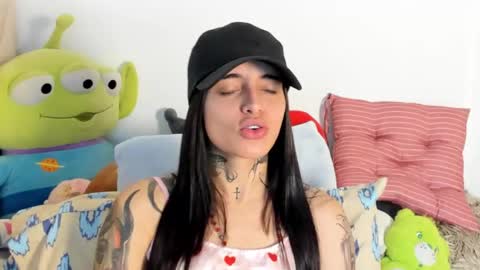 Angeline Smith  online show from 10.08.25