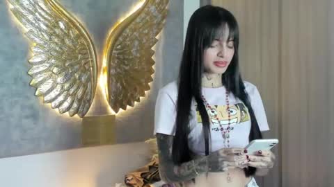 Angeline Smith  online show from 10.16.25